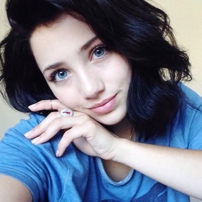 QuinnElisabeth_'s profile picture. Isaac et Evan sont les Harry et Ron de ma petite vie de moldue. Jumelle de Debbie.