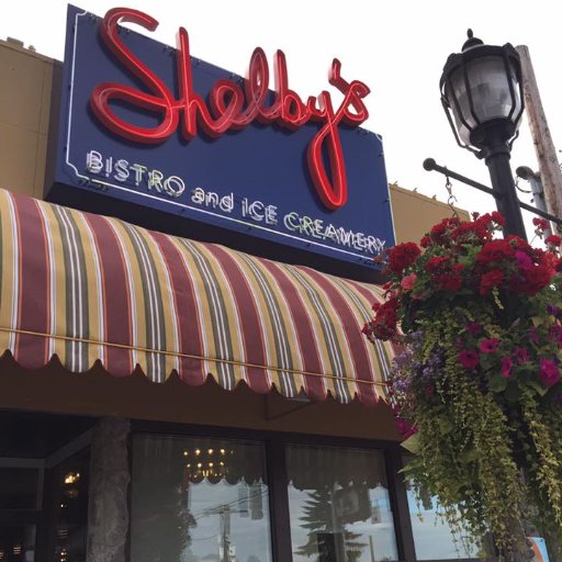 shelbyswest's profile picture. 