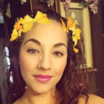 cristinaleon001's profile picture. 