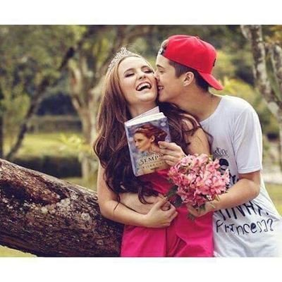 paulakelly2013's profile picture. Olá meu nome é Paula Kelly sou muito fã da Larissa Manoela e do João Guilherme tenho 11 anos e moro em salvador tenho um canal no YouTube o nome é Mundo Pink