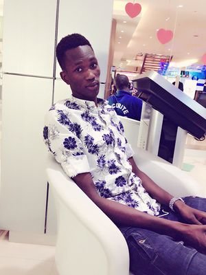 FallYaraam24's profile picture. L'homme Est cE
Qu'iL CroiT
l'ami de TouT lE MondE 
Est l'ami de PersonnE 

#TalibE Bamba Diara Am 
          MamE Cheikh Ibrahima Fall LampE