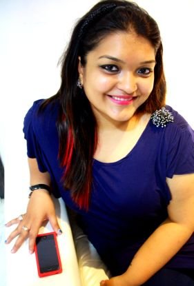 Photographer. Enthu cutlet. Lover of Coffee, Dance and other things happy. Dreamer. New Mommy. Blogger in the making.