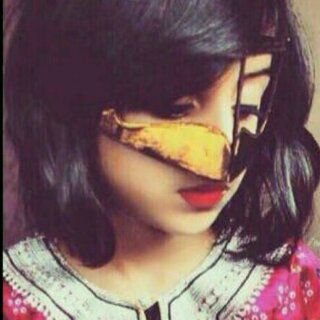 ٓ وإن عطاك آلوقت عـدة خياراتّ قـدم لقلبگ مـا يليق بـمقامهَ✋ ، . آلُخـآص منقۆدِ .عمانيه وراسي فوق.