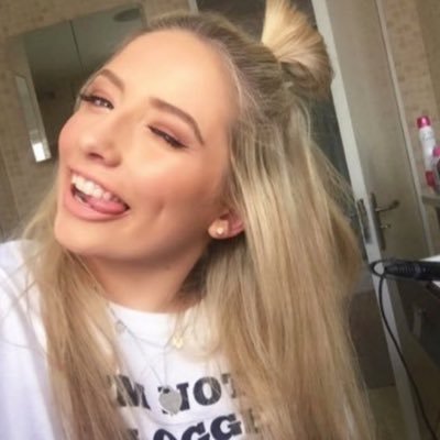 saffybfanpage's profile picture. A huge fan of saffron barker. •fan account•
