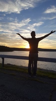 Roberto0494352's profile picture. It is not how you start your journey, but how you finish it  the world is going to change and it is I who will lead it into a new Era.