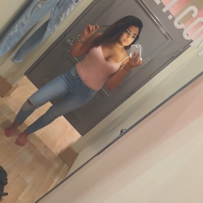 melody_sahar13's profile picture. persian