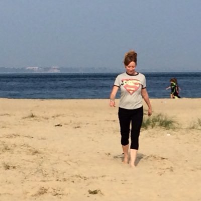 Suzannewillmot3's profile picture. 