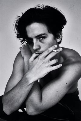 rpendm7's profile picture. 