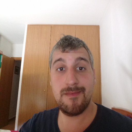 Cuando te ocurra algo ridículo,siempre tendrás a tu lado un amigo riéndose de ti//¿Planeswalker?¿donde?