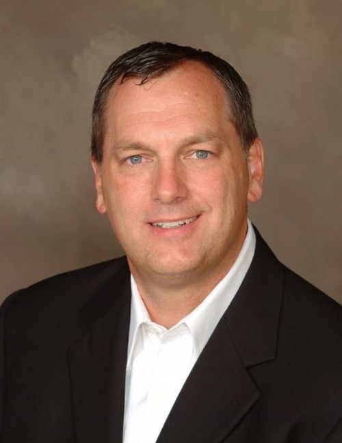 lakehouse411's profile picture. Lake House Real Estate Expert