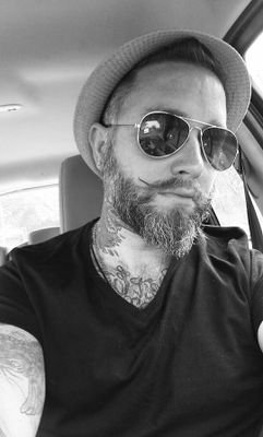 hair stylist covering Yorkshire and beyond. follow me for my work and the odd cheeky selfie. all hair is finished using Lee Stafford products