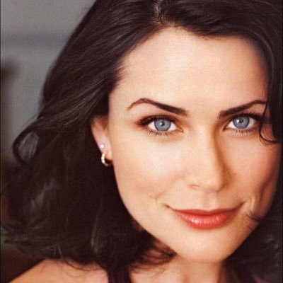 1# fan page dedicated to the beautiful and inspiring woman @RenaSofer She's currently playing Quinn Fuller on Bold & the Beautiful ❤️ #RenasArmy