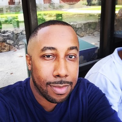 alejandro_alick's profile picture. Peace