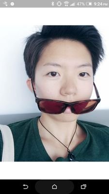 shirlsli's profile picture. Trained in architecture, now I design UX.