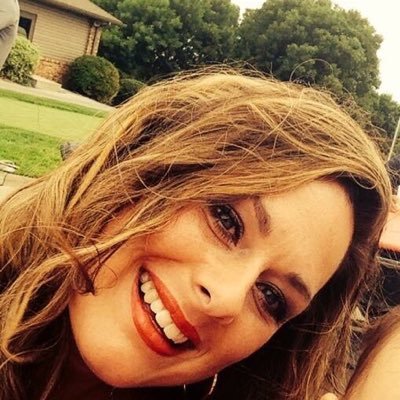 #twinmom #teacher @ #misshelensprivateschool #runner #christian #devotedmomandwife