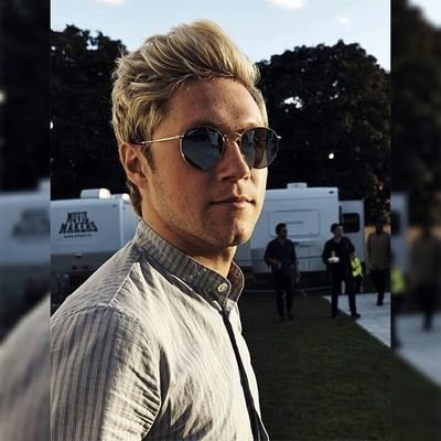 VanessaAlexsan4's profile picture. One Directión