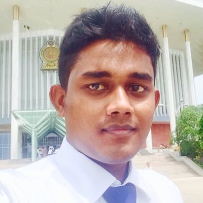 Roshan_MN's profile picture. 