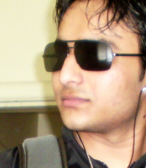 A programmer who still thinks world could exist only with C++ !!