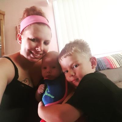 Hey everyone. My name is Tara and i'm a Thrive mom. I have to amazing kids one is 3 years old and the other is 4 months old. I am 22 years old and loving life