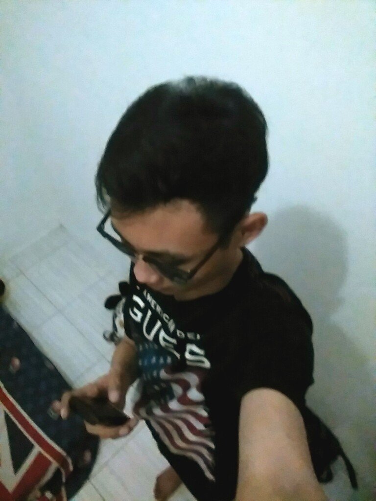 selhanskakmat's profile picture. Saya bisa karena belajar . Saya tahu karena membaca . Saya mahir karena praktik . ( Try and error ) . Trust me, Knowledge is king. [27-05-98] Follow Me!!!