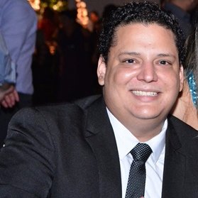 r_candido's profile picture. IT Solutions Architect