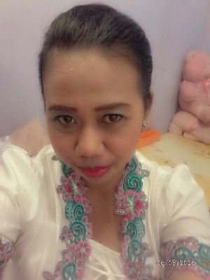 endahriyanie's profile picture. 