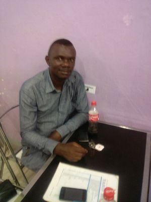 Licencié en Droit Public,Acteur de la Sociéte Civile,Master en Criminologie,Activiste de Droit de l'homme