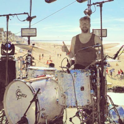 Musician / composer / live / recording / workshoppist from Yetts o’ Muckhart. Plays with C Duncan, Miaoux Miaoux & Prehistoric Friends
