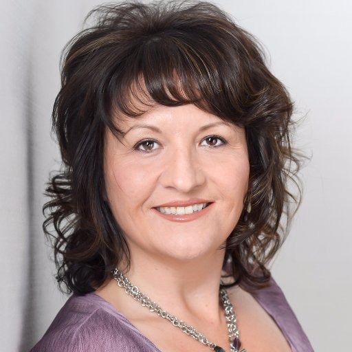 Hypnotherapist, Psychotherapist (RSW), Hypnosis Instructor & Coach helping you to heal & become your best self by unlocking the power of your subconscious mind.