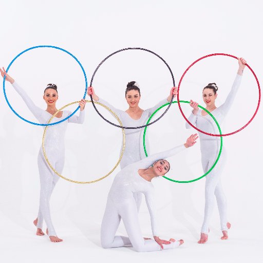 iTumbellina's profile picture. A large performance troupe designing high-end shows for events & marketing campaigns.