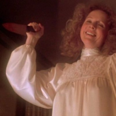 straight_2hell's profile picture. 