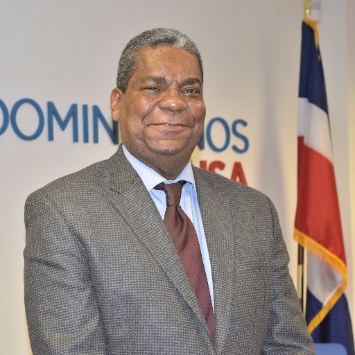 National Executive Director of Dominicanos USA. Tweets and opinions are my own.
