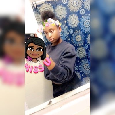 ♋️cancer dont belive everything u hear real eyes realize real lies~tupac June 21,2001