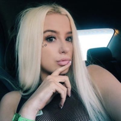 Tipsymongeau's profile picture. Tana Mongeau is the YouTube queen | subscribe below ⬇️⬇️⬇️⬇️⬇️.