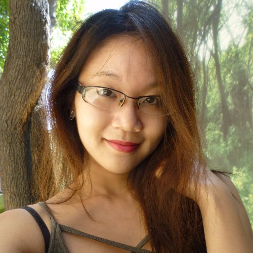 ThuyAnhLe's profile picture. Belgian-American writer/copy editor/designer, chocolate lover, hamster owner and journalism graduate from the U of Oregon.