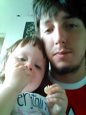 20 years old dad with a beautiful little girl lillith in my life just loving and living life love to game and have fun really xbox fan.