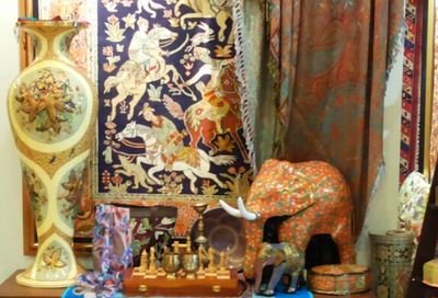 Interior Designer firm,Oriental Silk Carpet Manufacturer from Kashmir,supplier of Handwoven Shawls & Home Decor,Retailer in Thailand.