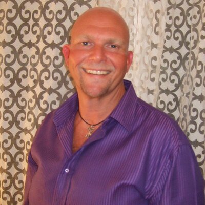 Profile Picture of Alan David Lunn (@alandavidlunn) on Twitter