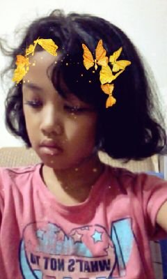Hello everybody ,i am Nayli Amani and i am 7 years old .I am so crazy in my house and my father car .Oh yah please follow me.