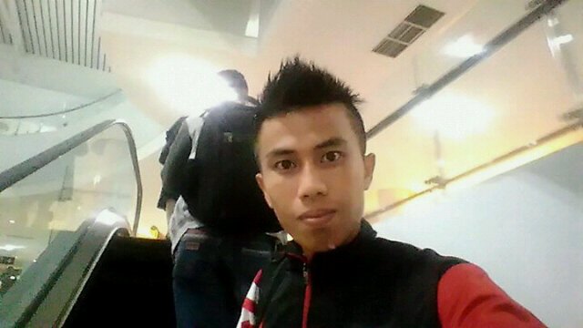 SandyFartz's profile picture. My pin 27D72C62