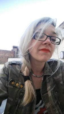 tinyblondehulk's profile picture. 