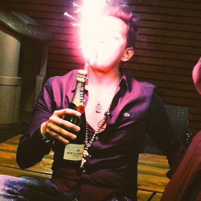 EsLeoneel's profile picture. BOOKING #saint