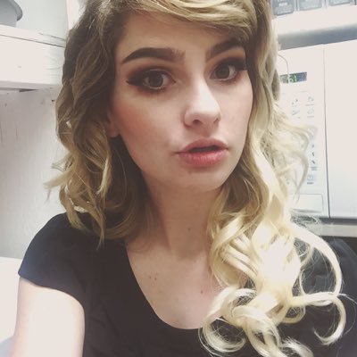 rockabillyrara's profile picture. hair stylist makeup addict