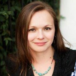 Amanda Peterka on Muck Rack