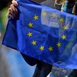 LexLutor73's profile picture. 