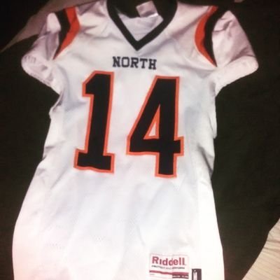 Tristen_Maddox_'s profile picture. N.M.H.S. Football.