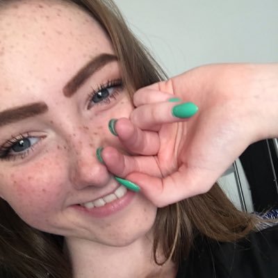 sdkftjoey's profile picture. sus