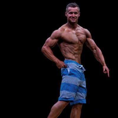 Fitness fanatic, PT qualified, BSC in sports and exercise science. Use code:IFGFITNESS for 20% off at https://t.co/mFH4lSecL9