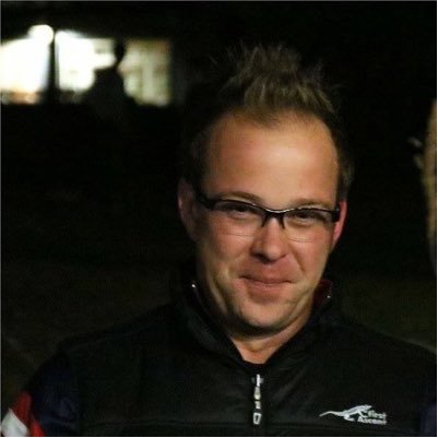 estateagentcam's profile picture. Analogue at birth, digital by design. All you'll never need 2 know about a benevolent man.  borrowing happiness from tomorrow - I love running and motorcycles!