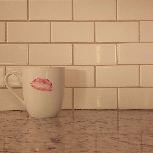 shemeetsmakeup's profile picture. part-time blogger, full-time dog mom
https://t.co/cv9lM6PlYV